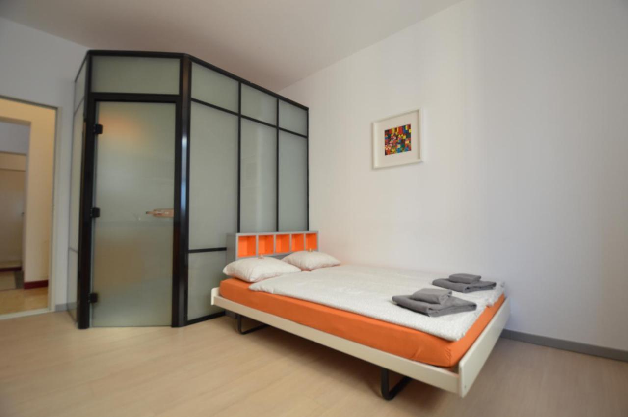 Level Seven Apartments Lugano Luaran gambar